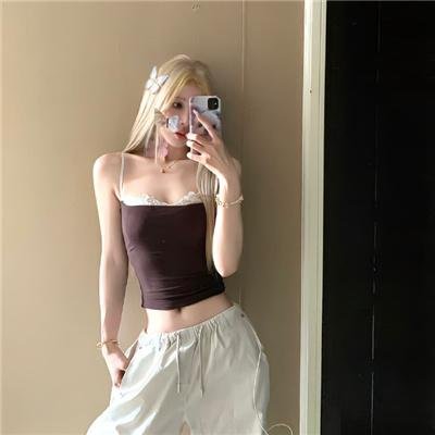 沼泽深处的女孩